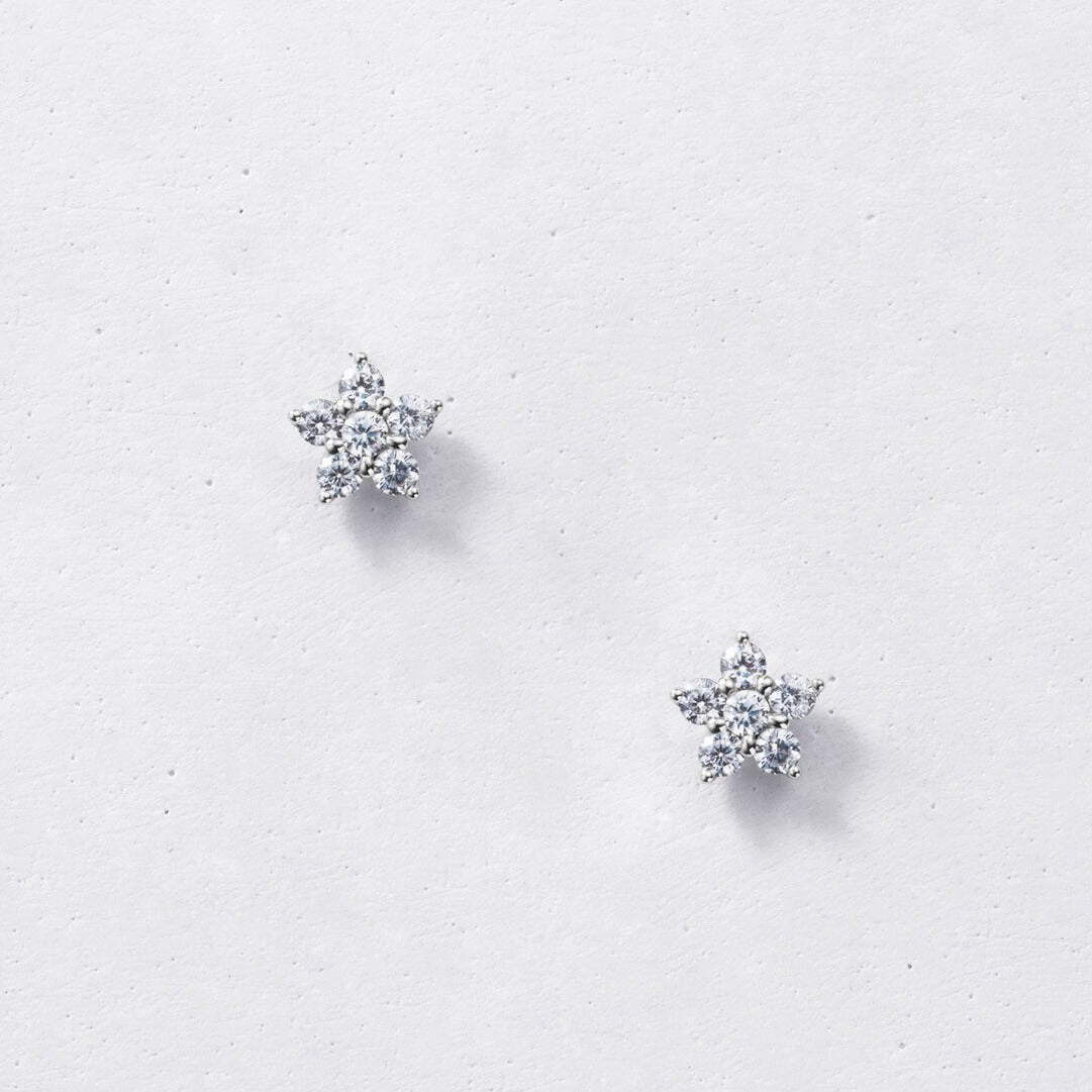 Dainty Flower Stud Earrings