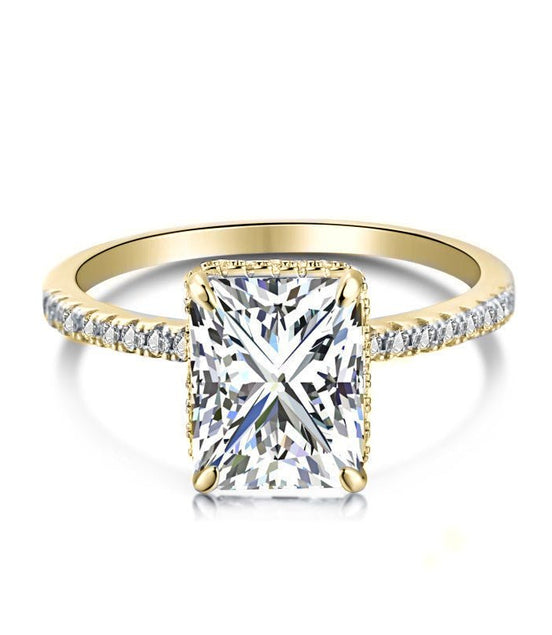 Gold Radiant Cut Claasic Ring