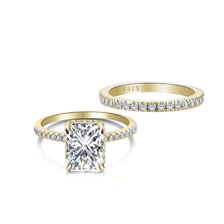 18K Gold Surprise Ring Wedding Set